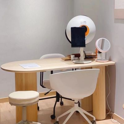 2.5kg Skin Care Analysis Machine Portable 7200K Skin Analysis Equipment With Magnifying Lamp