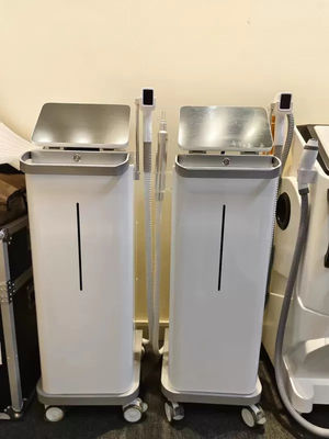 Customized 800W Diode Hair Removal Laser Machine 60 Million Light Outputs